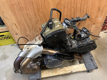 Load image into Gallery viewer, 44032937