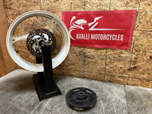 Load image into Gallery viewer, 08 09 10 2008 2009 SUZUKI GSXR GSX-R 600 750 REAR WHEEL BACK RIM STRAIGHT