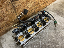 Load image into Gallery viewer, 01 02 2001 2002 SUZUKI GSXR GSX-R 1000 GSXR1000 THROTTLE BODIES BODY INJECTOR