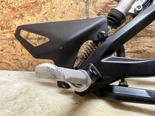 Load image into Gallery viewer, 46403602