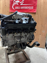 Load image into Gallery viewer, 98 99 00 01 1998-2001 YAMAHA YZFR1 YZF R1 COMPLETE ENGINE MOTOR 30 DAY WARRANTY