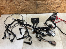 Load image into Gallery viewer, 46693891