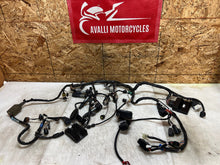 Load image into Gallery viewer, 08 09 10 2008 2009 2010 SUZUKI GSXR GSX-R 600 WIRING HARNESS LOOM ECU CDI ECM