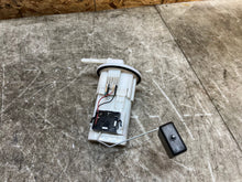 Load image into Gallery viewer, 15 16 17 18 19 20 21 YAMAHA FZ-07 FZ07 MT-07 MT07 FUEL PUMP SENDING UNIT WORKING
