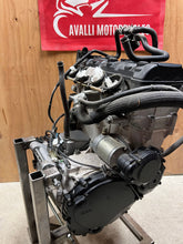 Load image into Gallery viewer, 04 05 2004 2005 SUZUKI GSXR GSX-R GSXR600 600 COMPLETE ENGINE MOTOR GARUNTEED
