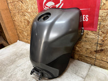 Load image into Gallery viewer, 43987397