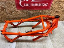 Load image into Gallery viewer, 46210228