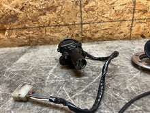 Load image into Gallery viewer, 98 99 00 01 02 03 KAWASAKI NINJA ZX7-R ZX7R ZX7 LOCK SET KEY SET IGNITION KEYS