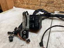 Load image into Gallery viewer, 44300156