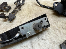 Load image into Gallery viewer, 46841136