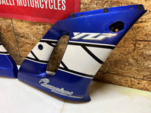 Load image into Gallery viewer, 99 00 01 02 1999 2000 2001 2002 YAMAHA YZFR6 YZF R6 RIGHT LEFT SIDE FAIRING COWL
