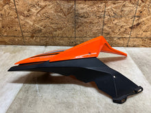 Load image into Gallery viewer, 46210247