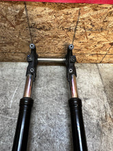 Load image into Gallery viewer, 08 09 10 2008 2009 SUZUKI GSXR GSX-R 600 750 FRONT END FRONT FORKS FORK TUBES