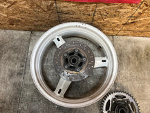 Load image into Gallery viewer, 04 05 2004 2005 SUZUKI GSXR GSX-R 600 750 REAR WHEEL BACK RIM STRAIGHT
