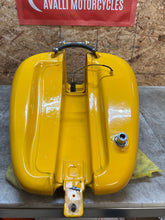 Load image into Gallery viewer, HARLEY DAVIDSON FAT BOY FLSTFI FATBOY SOFTAIL SOFT TAIL GAS TANK FUEL TANK