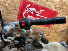 Load image into Gallery viewer, 98 99 01 02 KAWASAKI NINJA ZX7-R ZX7R FRONT FORKS FRONT END FORK TUBES STRAIGHT