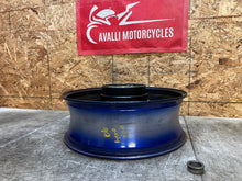 Load image into Gallery viewer, 06 07 2006 2007 SUZUKI GSX-R750 GSXR 600 750 REAR WHEEL BACK RIM STRAIGHT