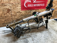 Load image into Gallery viewer, 01 02 03 2001-2003 SUZUKI GSXR GSX-R 750 FRONT END FRONT FORKS FORK TUBES BRAKES