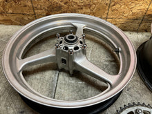Load image into Gallery viewer, 03 04 05 06 2003 2004 2005 2006 HONDA CBR600RR CBR 600RR FRONT & REAR WHEELS RIM