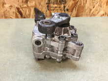 Load image into Gallery viewer, 98-03 SUZUKI TL1000R TL 1000 R TLR REAR SHOCK DAMPER UNIT ABSORBER LINKAGE