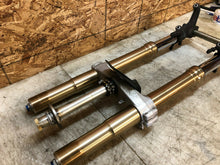 Load image into Gallery viewer, 06 07 2006 2007 SUZUKI GSX-R750 GSXR 600 750 FRONT FORKS FRONT END FORK TUBES