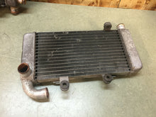 Load image into Gallery viewer, 98-05 HONDA SUPERHAWK VTR1000 VTR 1000 RADIATOR RAD RADS RADIATORS PAIR LEFT OEM
