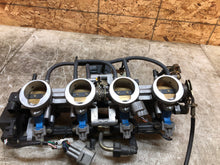 Load image into Gallery viewer, 03 04 2003 2004 KAWASAKI ZX6-R ZX6R 636 THROTTLE BODIES BODY FUEL INJECTORS OEM