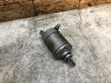 Load image into Gallery viewer, 06 07 2006 2007 SUZUKI GSX-R750 GSXR 600 750 STARTER STARTING MOTOR MITSUBA OEM