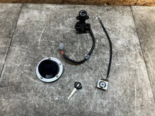Load image into Gallery viewer, 17 18 19 20 21 22 23 SUZUKI GSX-R GSXR 600 750 LOCK SET KEY SET IGNITION GAS CAP