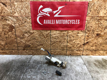 Load image into Gallery viewer, 06 07 2006 2007 SUZUKI GSX-R750 GSXR 600 750 FUEL PUMP GAS PUMP SENDING UNIT OEM