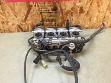 Load image into Gallery viewer, 03 04 05 08 09 2005 YAMAHA YZF R6 S THROTTLE BODIES BODY FUEL INJECTION CARBS
