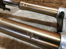 Load image into Gallery viewer, 06 07 2006 2007 SUZUKI GSX-R750 GSXR 600 750 FRONT FORKS FRONT END FORK TUBES