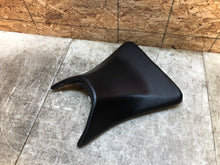 Load image into Gallery viewer, 03 04 2003 2004 KAWASAKI ZX6-R ZX6R 636 RIDERS SEAT FRONT SEAT RIDER PAD CUSION