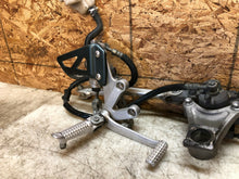 Load image into Gallery viewer, 01 02 03 2001-2003 SUZUKI GSXR GSX-R GSX-R600 750 RIGHT SIDE REARSET REAR SET