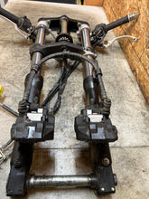 Load image into Gallery viewer, 01 02 03 2001-2003 SUZUKI GSXR GSX-R 600 FRONT END FRONT FORKS FORK TUBES BRAKES