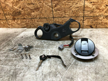 Load image into Gallery viewer, 11 12 13 14 15 16 17 SUZUKI GSX-R GSXR 600 750 LOCK SET KEY SET TRIPLE TREE CAP