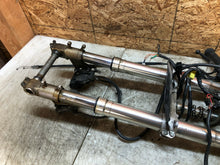 Load image into Gallery viewer, 01 02 03 2001-2003 SUZUKI GSXR GSX-R 750 FRONT END FRONT FORKS FORK TUBES BRAKES