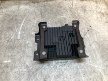 Load image into Gallery viewer, 2020 2021 2022 2023 GMC SIERRA DENALI 2500 3500 AC DC POWER CONTROL MODULE