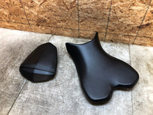 Load image into Gallery viewer, 2013 09 10 11 12 13 14 YAMAHA YZFR1 YZF R1 YZF1000 FRONT REAR SEAT SEATS PAIR