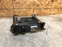 Load image into Gallery viewer, 2020 2021 2022 2023 GMC SIERRA DENALI 2500 3500 AC DC POWER CONTROL MODULE