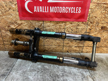 Load image into Gallery viewer, 06 07 2006 2007 SUZUKI GSX-R750 GSXR 600 750 FRONT FORKS FORK TUBES FRONT END