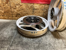 Load image into Gallery viewer, 85 86 87 88 89 SUZUKI GSXR GSX-R GSX-R750 750 SLABSIDE FRONT REAR WHEELS RIMS