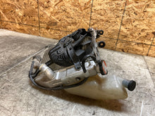 Load image into Gallery viewer, 03 04 2003 2004 SUZUKI GSX-R1000 GSXR 1000 RADIATOR RAD ENGINE COOLER COOLING