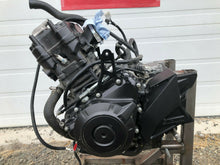 Load image into Gallery viewer, 18 19 2018 2019 SUZUKI GSX250R GSX 250 R GSXR250 COMPLETE ENGINE MOTOR TESTED