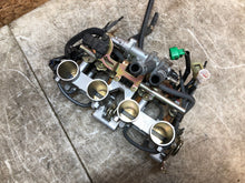 Load image into Gallery viewer, 04 05 06 07 08 YAMAHA FZ-6 FZ6 FZ600 FZ 6 THROTTLE BODIES BODY FUEL INJECTION