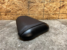 Load image into Gallery viewer, 08 09 10 12 13 14 15 16 YAMAHA YZFR6 YZF R6 R6R REAR SEAT PASSENGER SEAT PAD