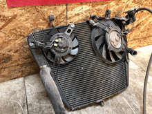 Load image into Gallery viewer, 08 09 10 11 2008-2011 HONDA CBR1000RR CBR 1000RR RADIATOR RAD ENGINE COOLER FAN