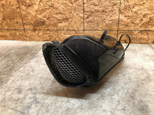 Load image into Gallery viewer, 01 02 03 2001-2003 SUZUKI GSXR GSX-R GSX-R600 750 RIGHT SIDE RAM AIR DUCT INTAKE
