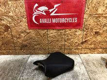 Load image into Gallery viewer, 11 12 13 14 15 16 17 SUZUKI GSX-R GSXR 600 750 RIDERS FRONT SEAT CUSION PAD OEM