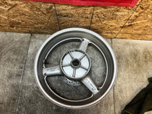 Load image into Gallery viewer, 99 00 01 02 1999 2000 2001 2002 YAMAHA YZFR6 YZF R6 REAR WHEEL BACK RIM STRAIGHT